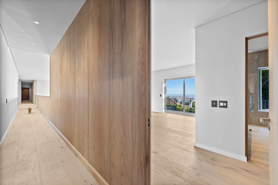 5 Bedroom Property for Sale in Camps Bay Western Cape